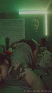 Tell me all the dirty things you d do with me