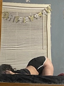 Like this if you wanna fuck me from behind