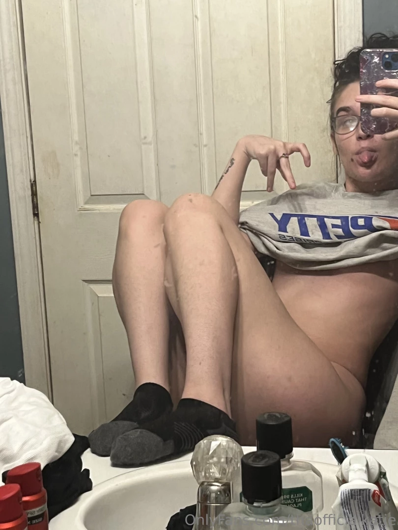I bet you want me to spread my legs 