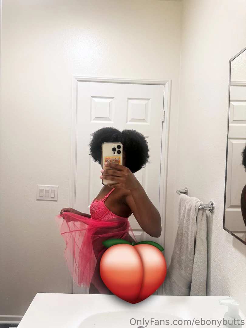 Charizard in the phone case but my vulva sore 