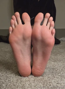 Like if you love big sexy feet part 2
