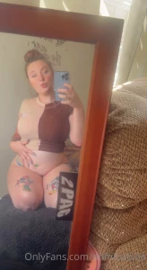 Pretty pussy and pretty feet daddy