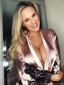 Hurry check your dms