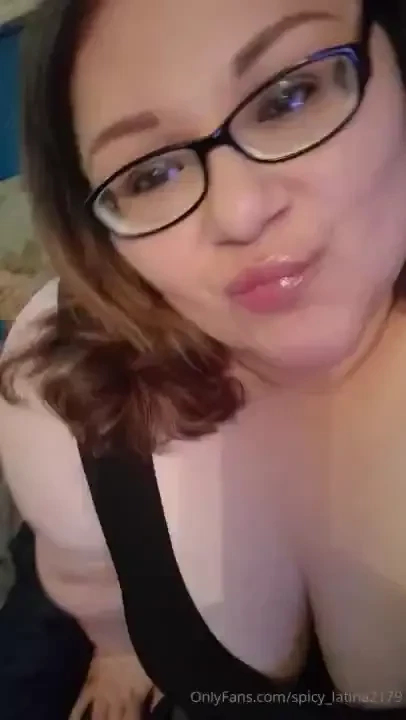 No makeup and its time to get sweaty jogging 