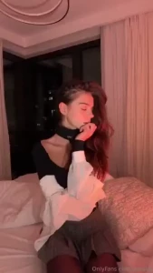 Kiss me if i m wrong but dinosaurs still exist right part 34