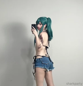 You ve earned a private audience with hatsune miku check your inbox