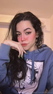 Cozy sunday vibes who s bringing me coffee in bed