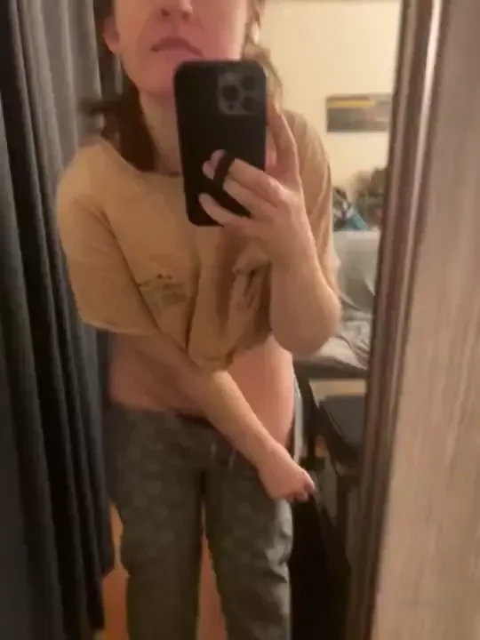 Would you squish my butt 