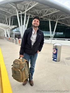 One thing about me is i can always pack light part 1