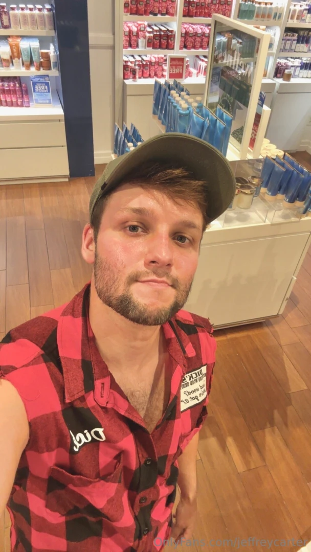 The best bath and body works scent ever created was warm sugar vanilla 