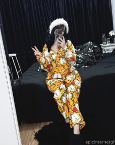 The garfield pj stays on