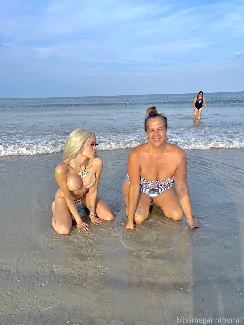 Beach day with the girls misschanel ambersnows itsjustchanel check part 2 