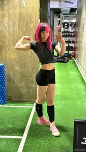 Never know if i should bulk up or cut n get shredded what r ur