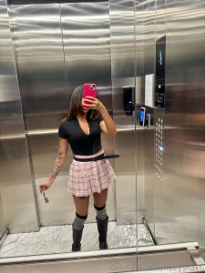 Este outfit tiene acceso r pido