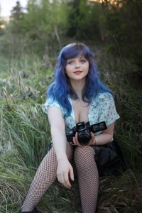 Photographing my boobs for lunadlight and of course you ll find my part 1