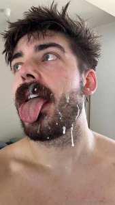 My face dripping with cum - swipe part 1