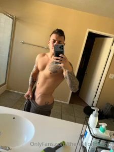 Come take a hot shower with me