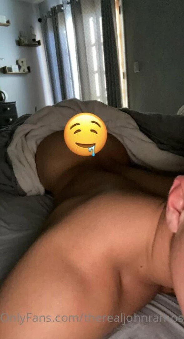 Good morning i m all alone one of us is in the wrong place 