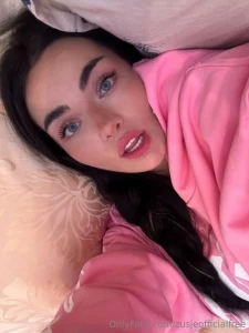 Wanna have some fun with me join my vip page for explicit content and part 1