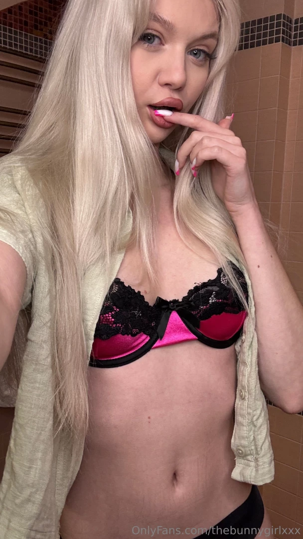 Good morning sunshine woke up feeling a little playful today who wants 