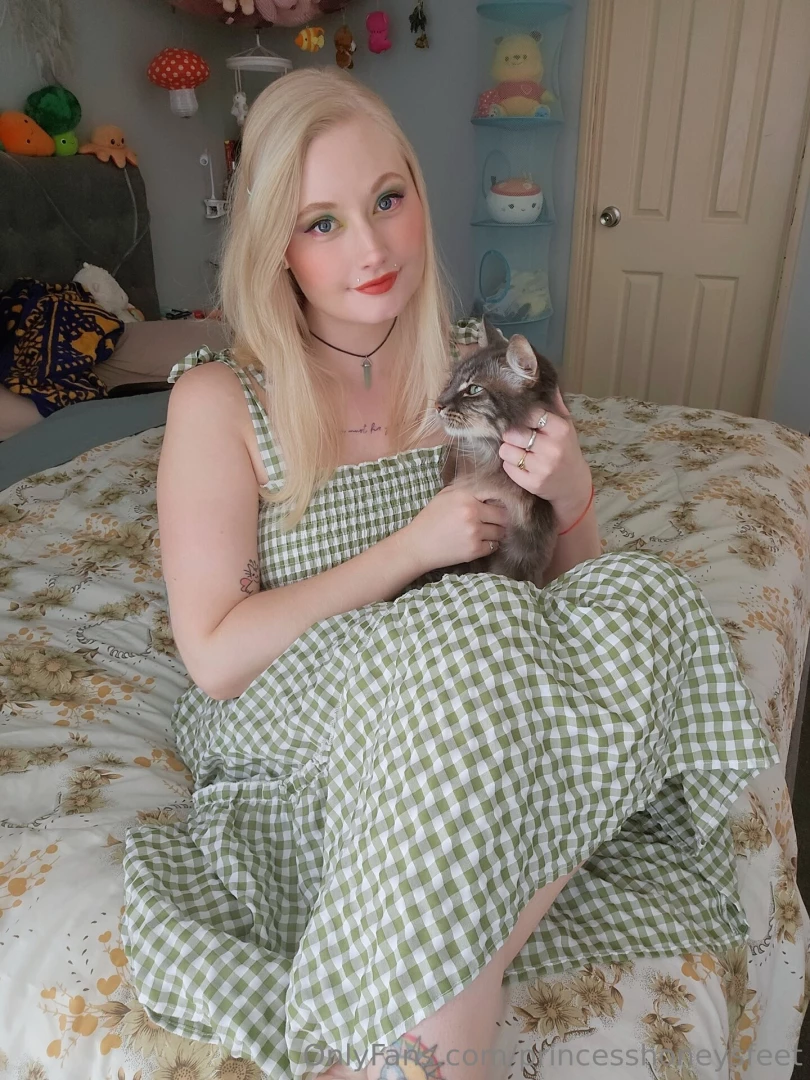 I really hate doing this but my poor angel misty is sick again she has 