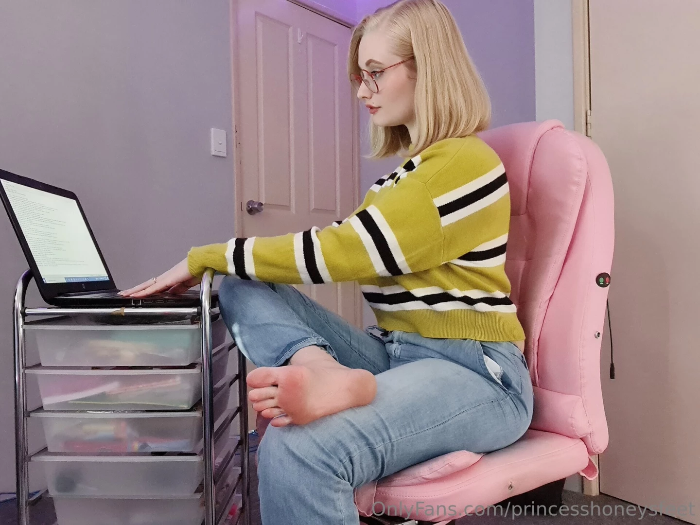 Oh sorry am i distracting you part 1 