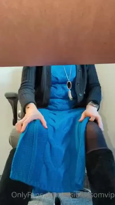 I just took these vids under my desk wearing my favorite bright blue 