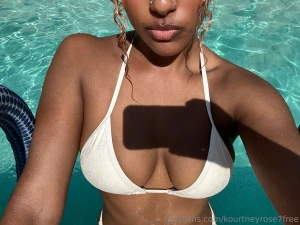 Follow my instagram for more pics of meee lt 3 kourtneyrose77 lt -