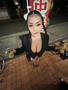 No i don t need to put these down to do what i have to do part 1