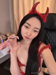 So you want a deal - just sign a contract and the world might get a