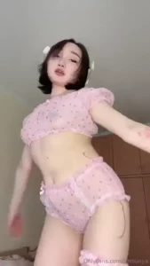 I just wanna play with your body even though i quit taking dance