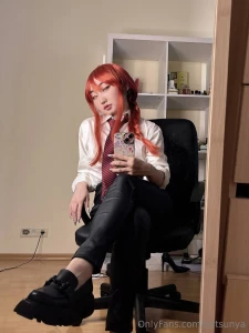 Denji sit down good boy