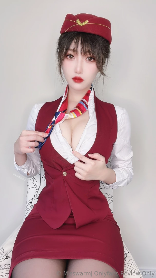 Hello i will be your air hostess today i m going to show you something part 1 