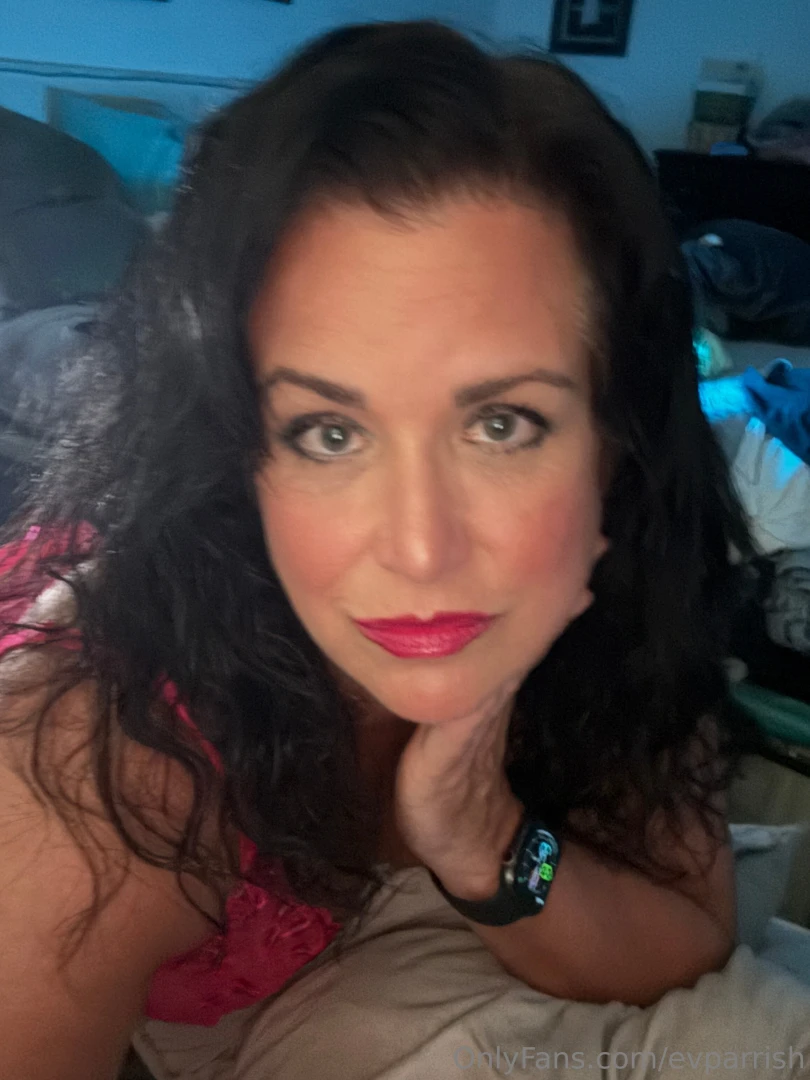 Y all dont forget to check your dms for my latest video 11 minutes of 