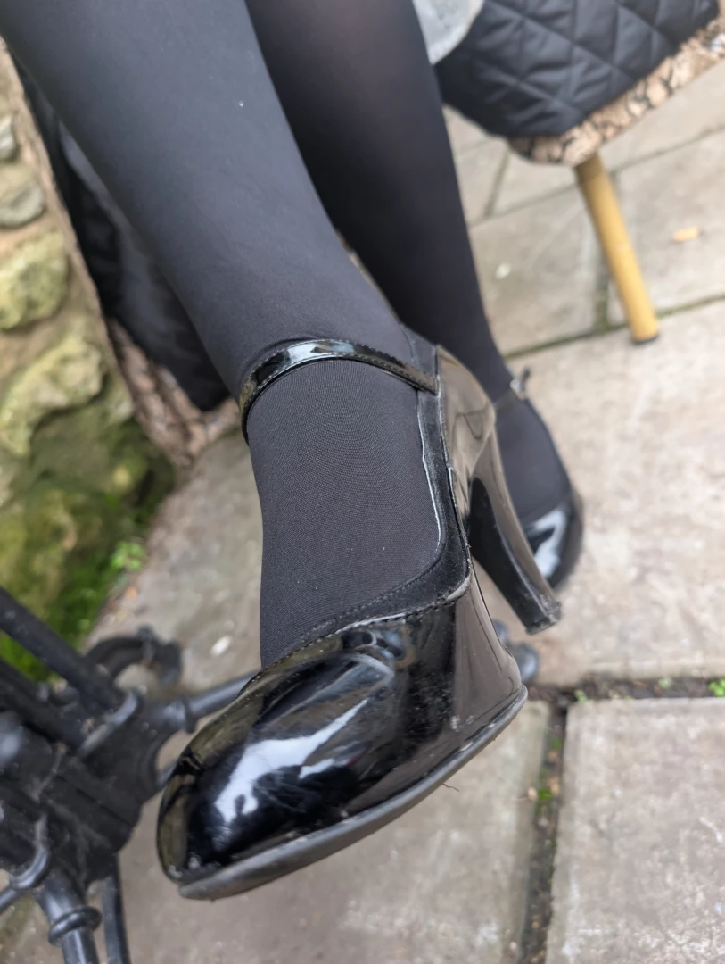 Classic shiny high heels are still always in my wardrobe 