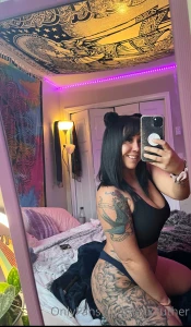 Meow got some spicy new hawt content cumming ya tomorrow love you all