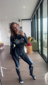 Who wants an upside down kiss