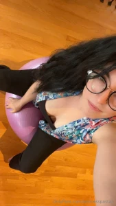 Cringe alert cringe alert this is me tits out bouncing on a yoga ball