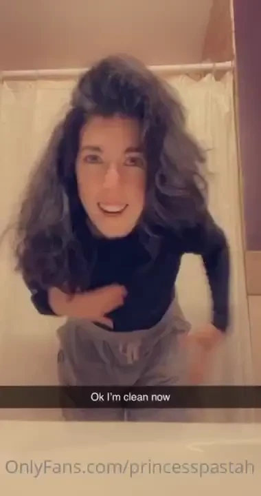 Do happy girls with messy hair turn you on part 2 