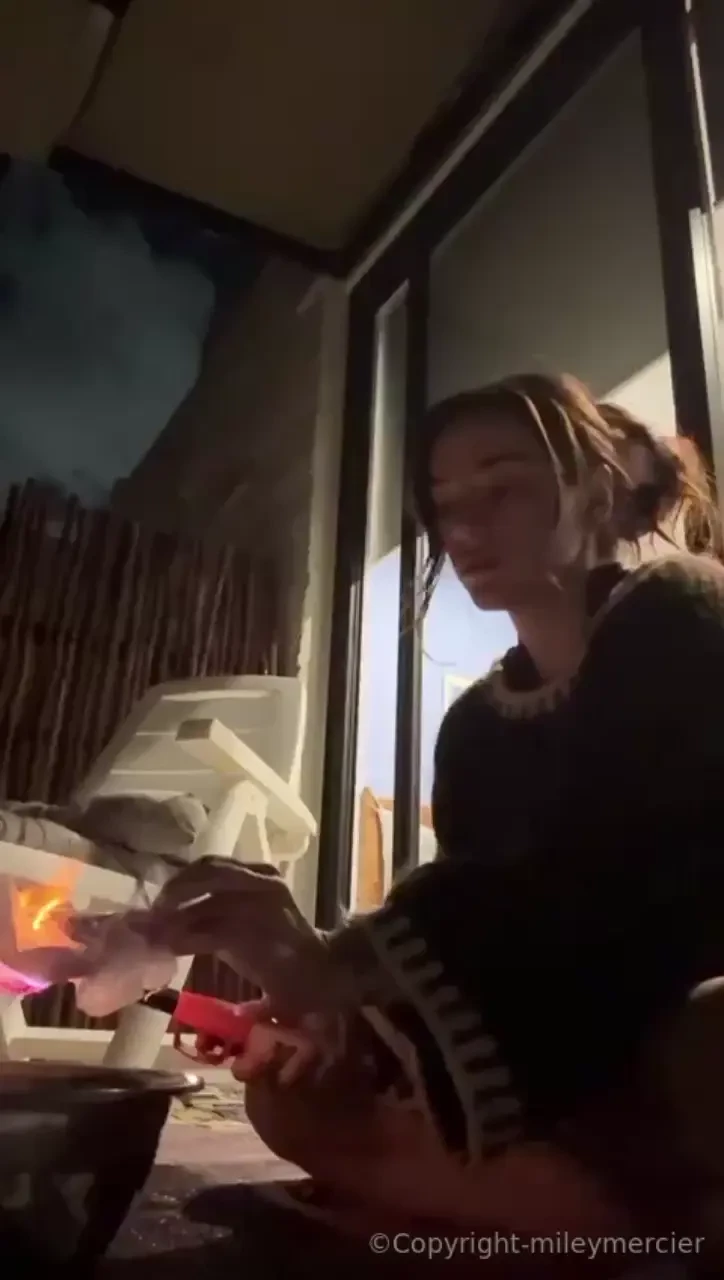 Next free live https www jerkmates org miley hey babe tu viens je veux 