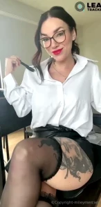 50 bb un joi de 19 mins je suis ta secr taire personnelle je crois tu