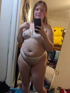 Comment what position you d fuck me in rn