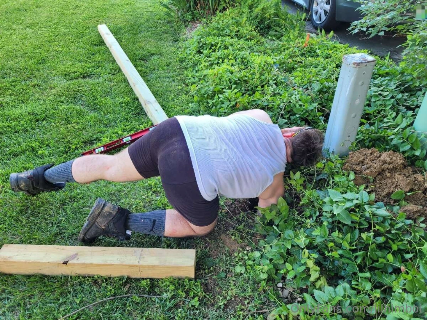 This heat wave so bad i m building fences in my underwear i ve got at part 1 