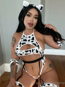 Exclusive content just for my vip subscribers ready to satisfy all