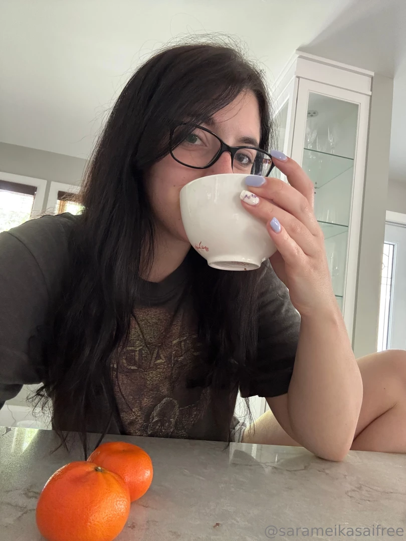 Good morning having some matcha and ready to start the day 