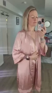 H ppy s d y everyo e i we o e e rly ro wor ye erd y o eel well i w o e