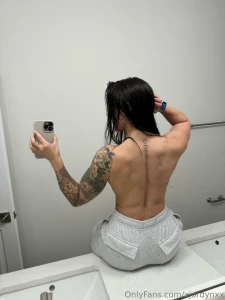 Finally all moved in fully showered amp ready to get spicyyyyy w you