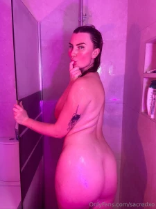 Post gym sweaty titties gt gt gt