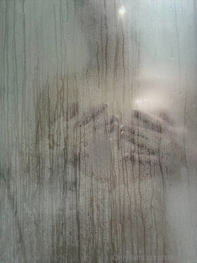 Topless on the wall lowkey might delete this juss felt like my wall 