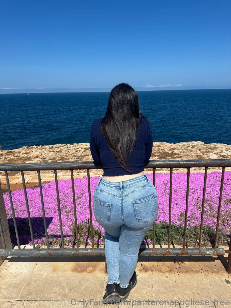 Che belli fiori quando sbocciano possono diventare anche molto grandi 